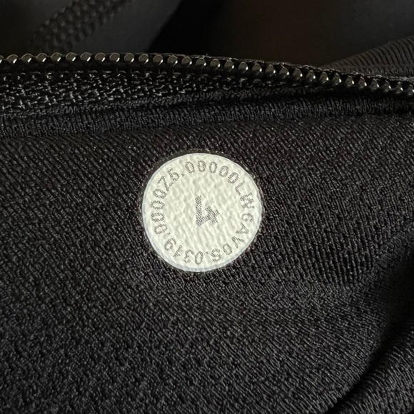 Lululemon Black Logo Pace Rival 22" Mesh Crop Leggings Running Tights ~ Size 4 - Picture 7 of 12